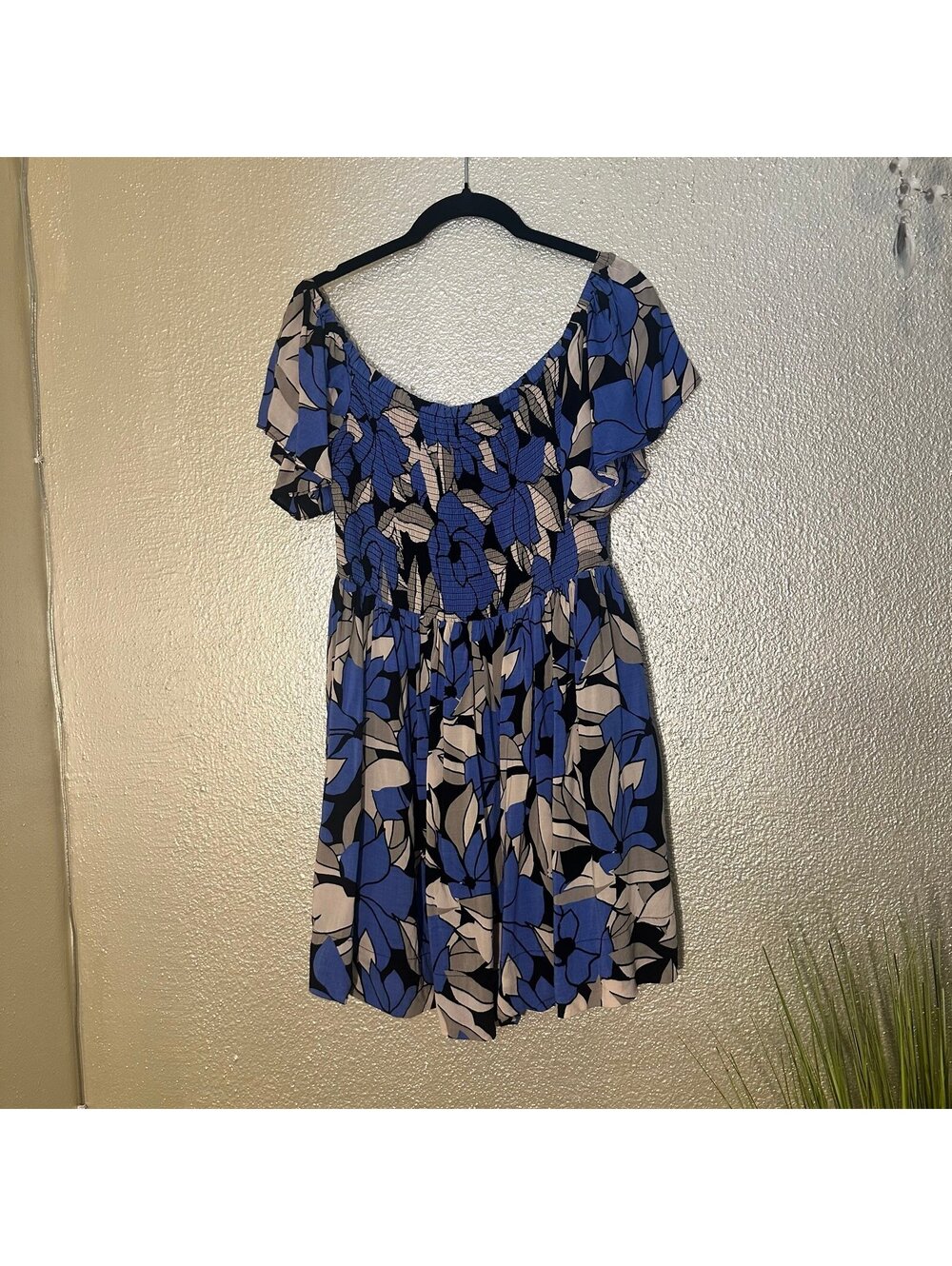 Free people floral Louise dress size medium EUC